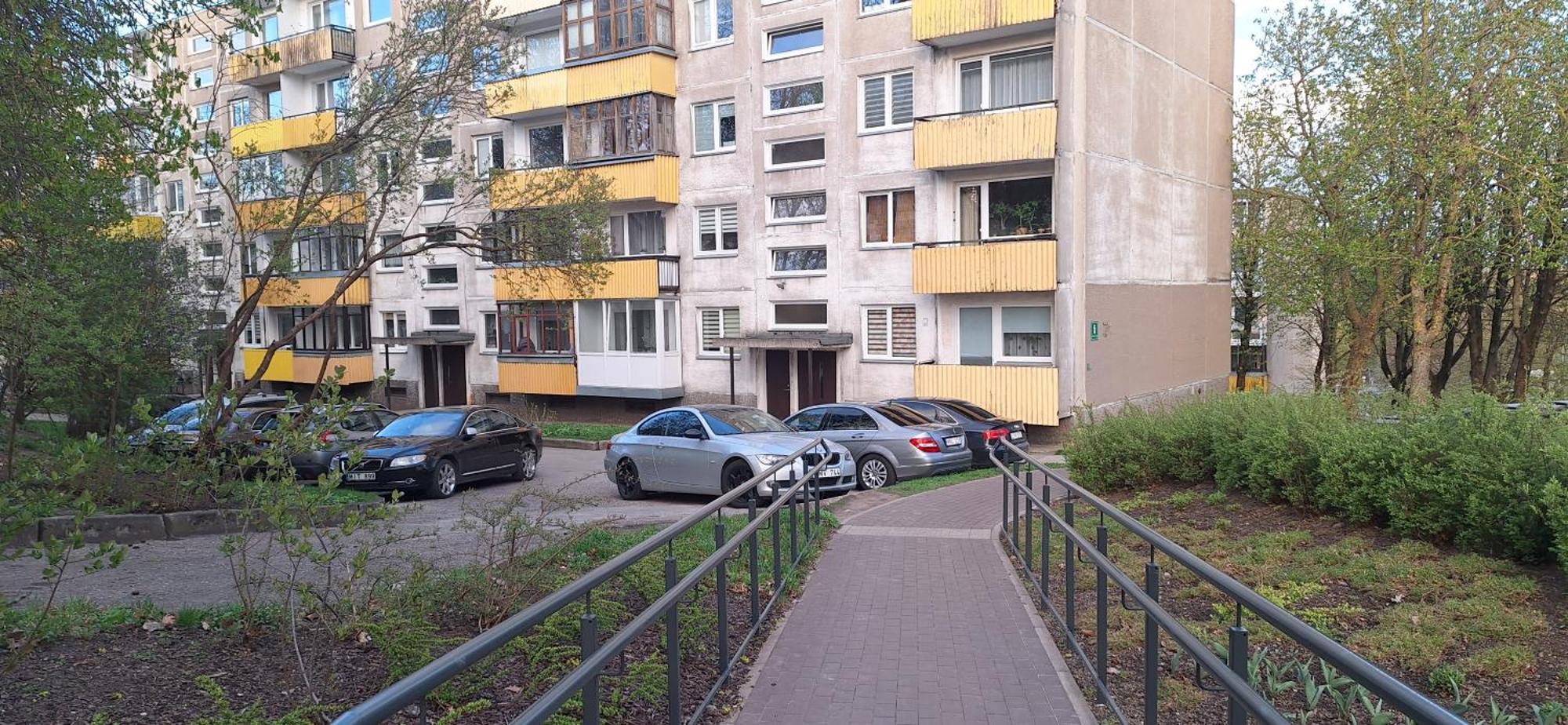 Apartment Next To Cathedral Of Saints Peter & Paul Šiauliai Exterior foto